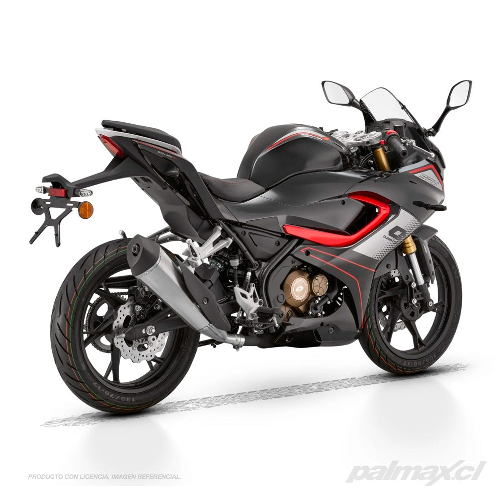 Motocicleta modelo QJ SRK 125 R | QJ Motor