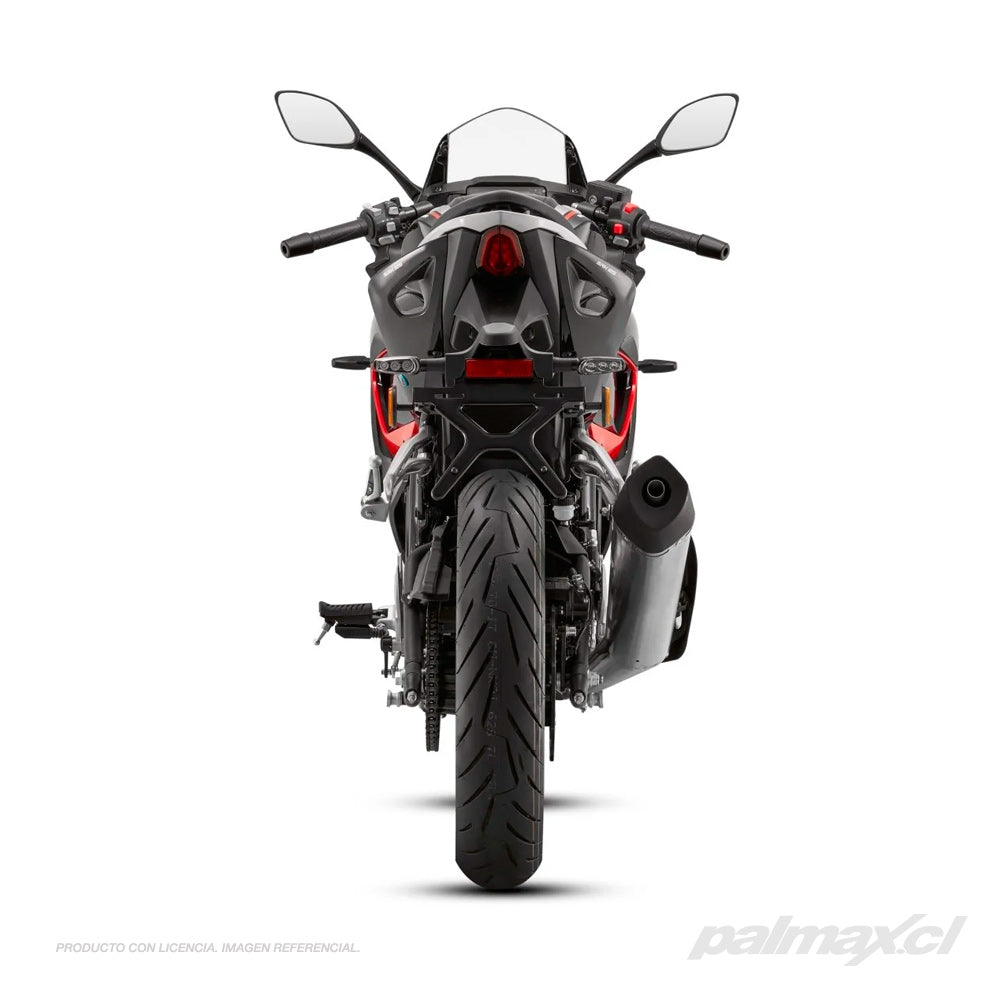 Motocicleta modelo QJ SRK 125 R | QJ Motor