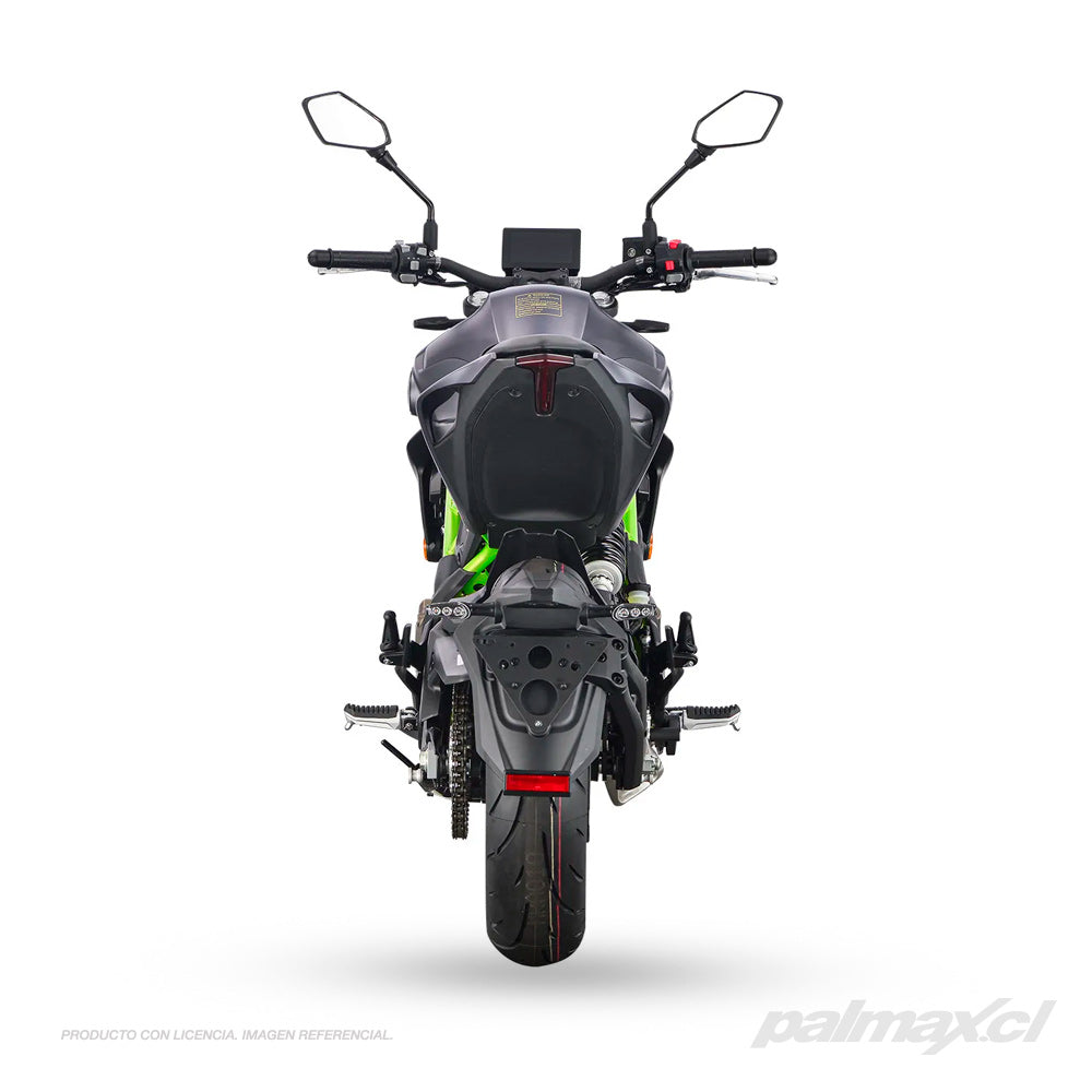 Motocicleta modelo QJ SRK 400 | QJ Motor