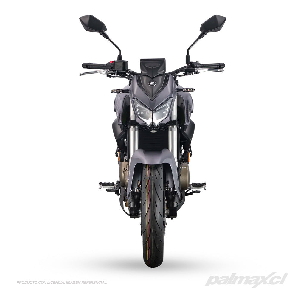 Motocicleta modelo QJ SRK 400 | QJ Motor